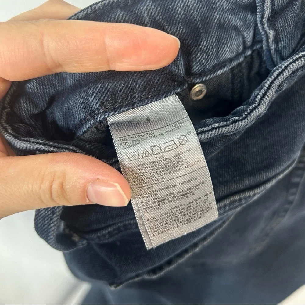 Old Navy | High Rise O.G. Straight Dark Wash Distressed Jeans Women’s Size 6 - Picture 10 of 13